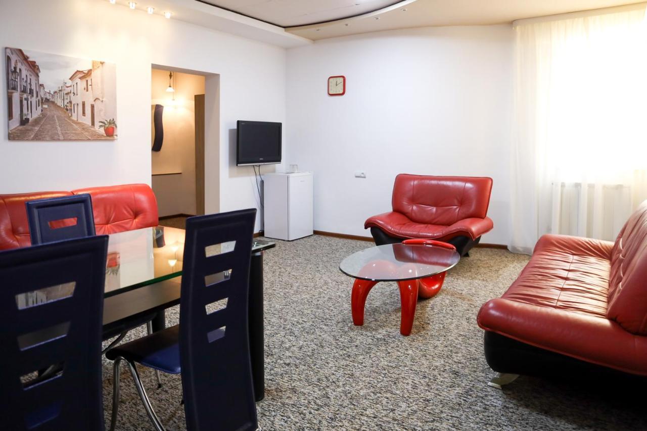 No Problem Hotel Yerevan Exterior photo