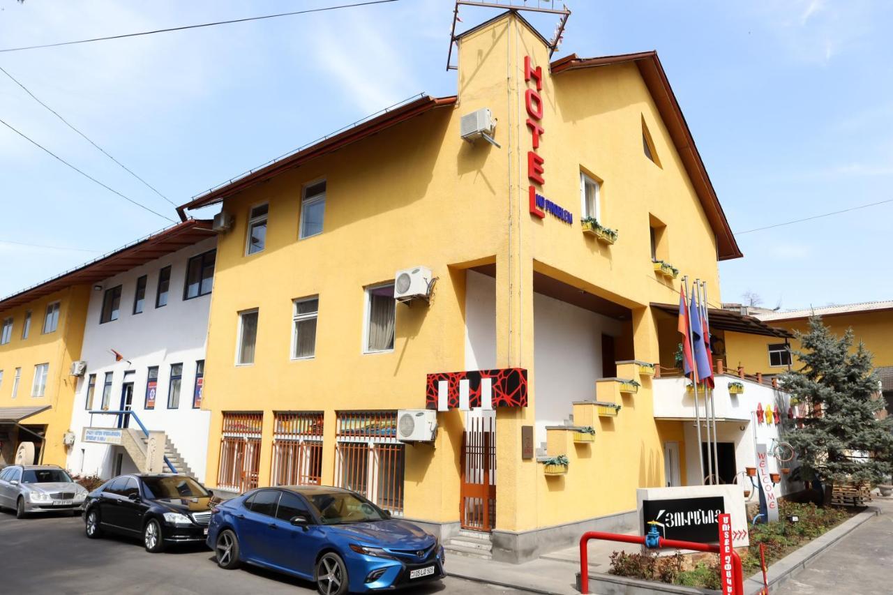 No Problem Hotel Yerevan Exterior photo