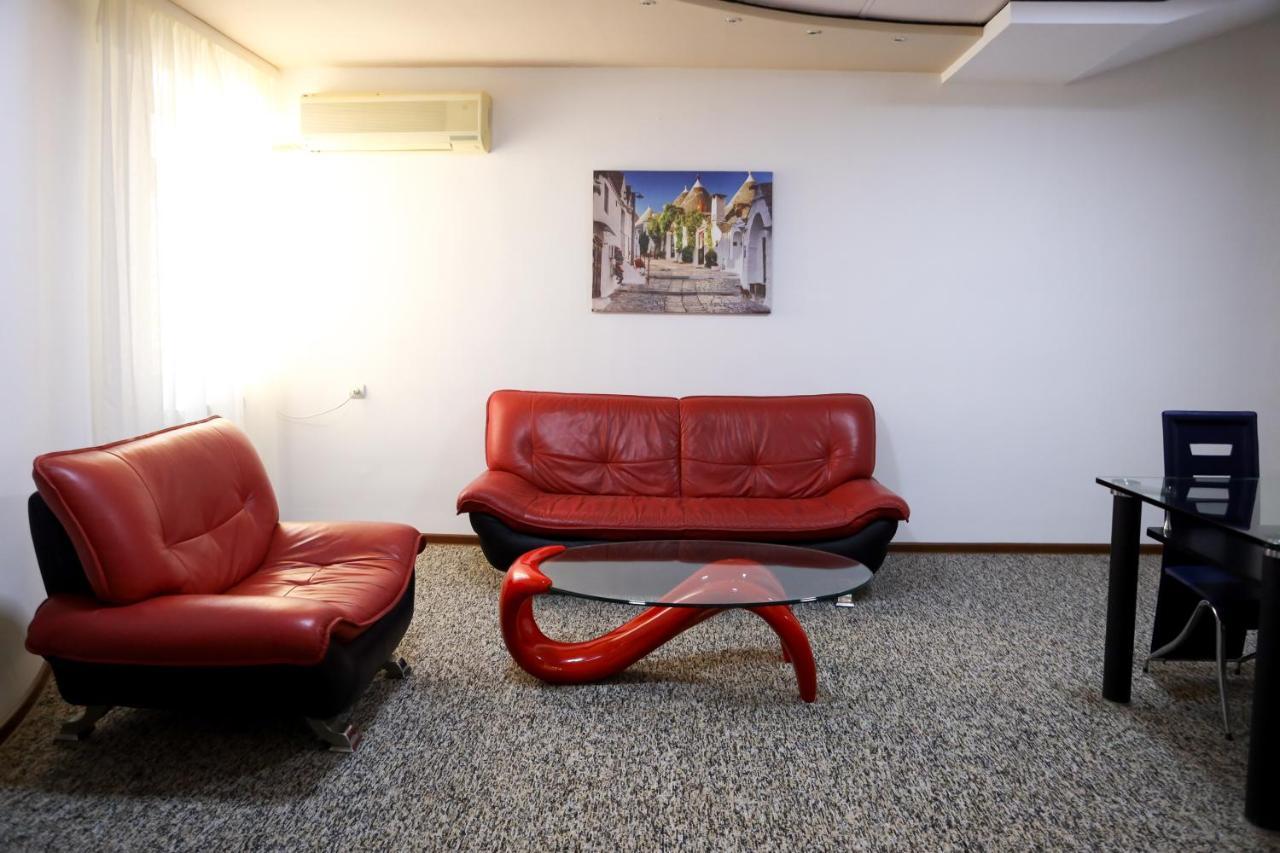 No Problem Hotel Yerevan Exterior photo